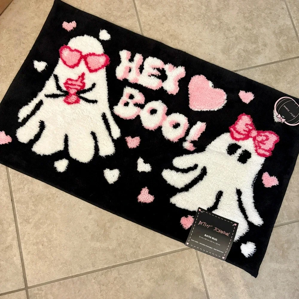 Betsey Johnson Hey Boo Ghost Bath Rug Black Pink Halloween Decor 20‎ x 32